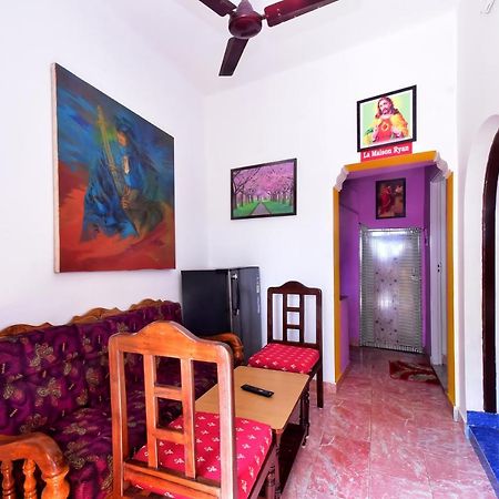 Villa Betty Beach Front 퐁디셰리 외부 사진