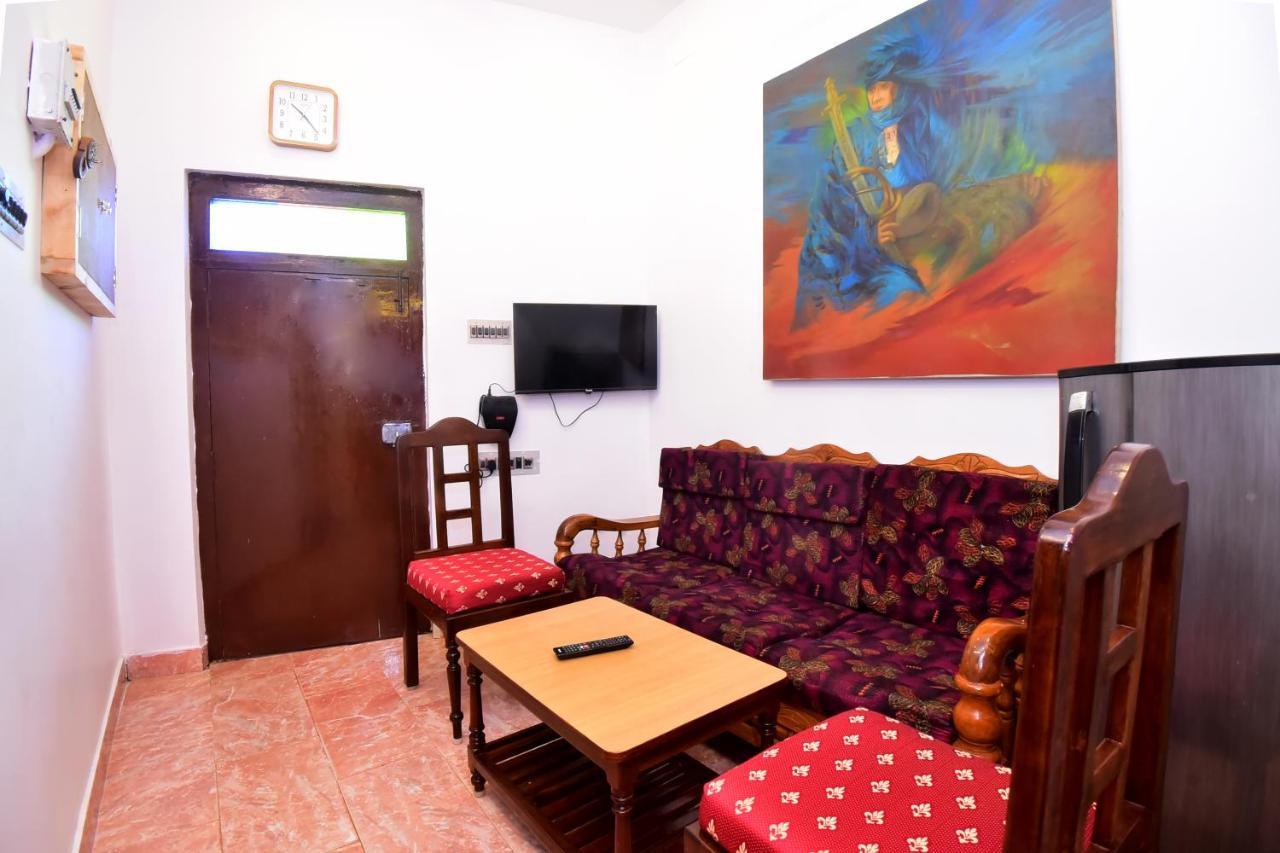 Villa Betty Beach Front 퐁디셰리 외부 사진