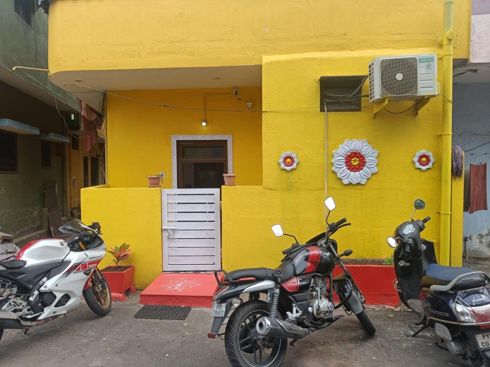 Villa Betty Beach Front 퐁디셰리 외부 사진